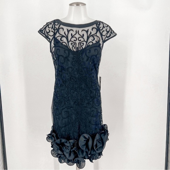 Guess Floral-Lace Ruffled-Hem Sheath - Picture 3 of 12